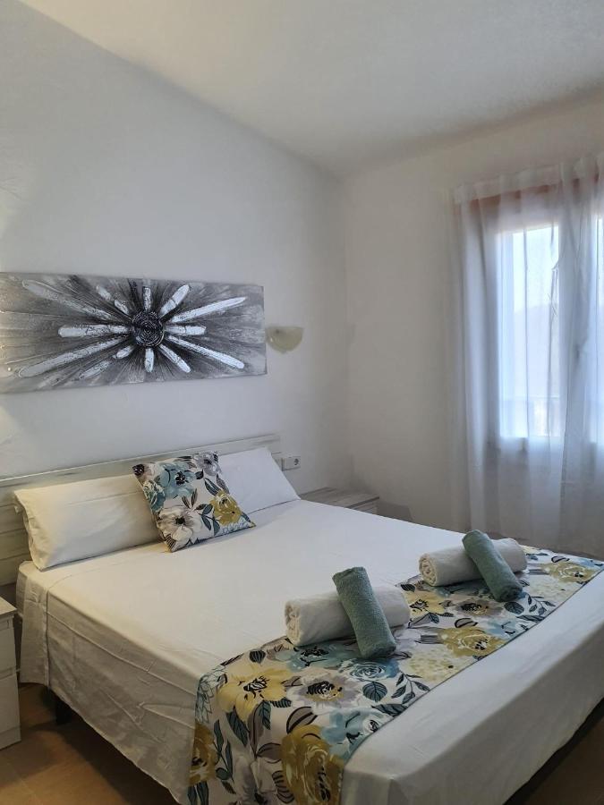 Xaloc & Garbi Apartamentos Cala Galdana  Exterior photo